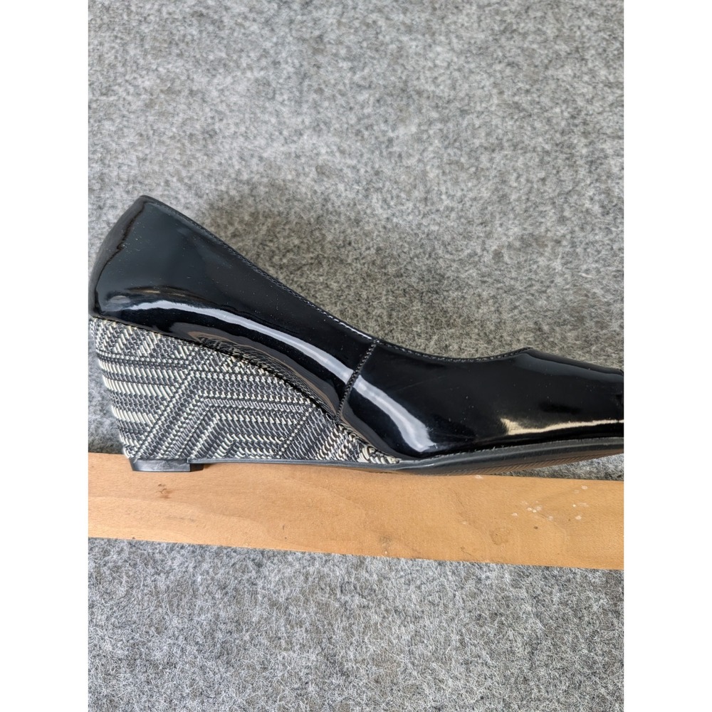 Covington Manor Peep Toe With Woven Wedge Heel Women's 9.5 M Black with Blk/Wh